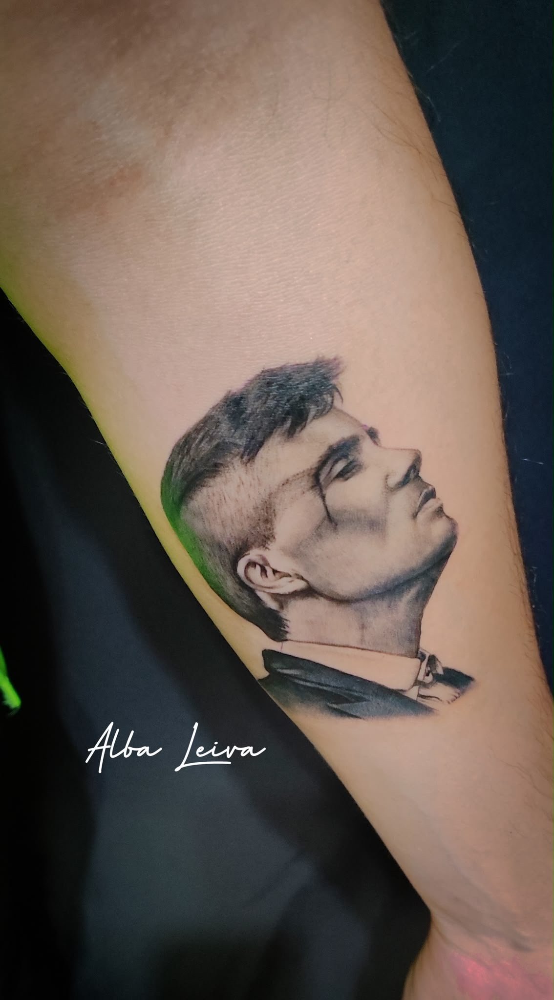 Retrato Tommy Shelby — Alba Leiva
